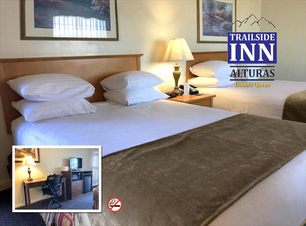 Queen Room with Two Queen Beds - Non-Smoking interior
